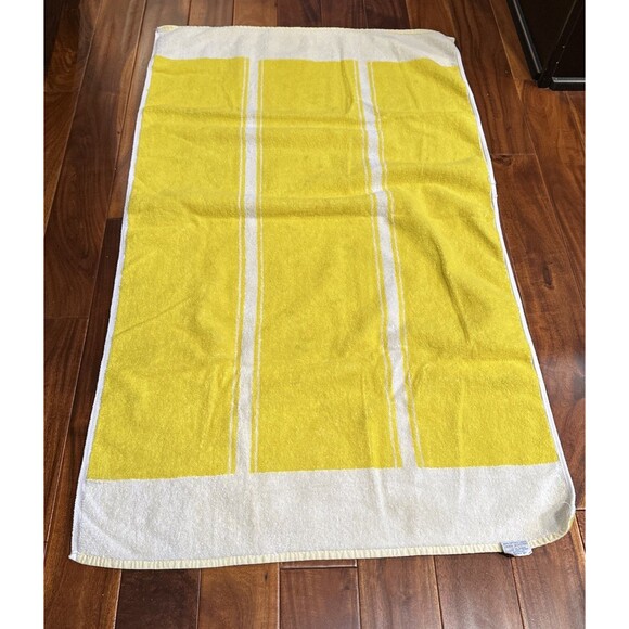 Vintage Bath Towel Flowers Yellow Orange Green Daisies Roses Springmaid MCM 70’s - Picture 5 of 5